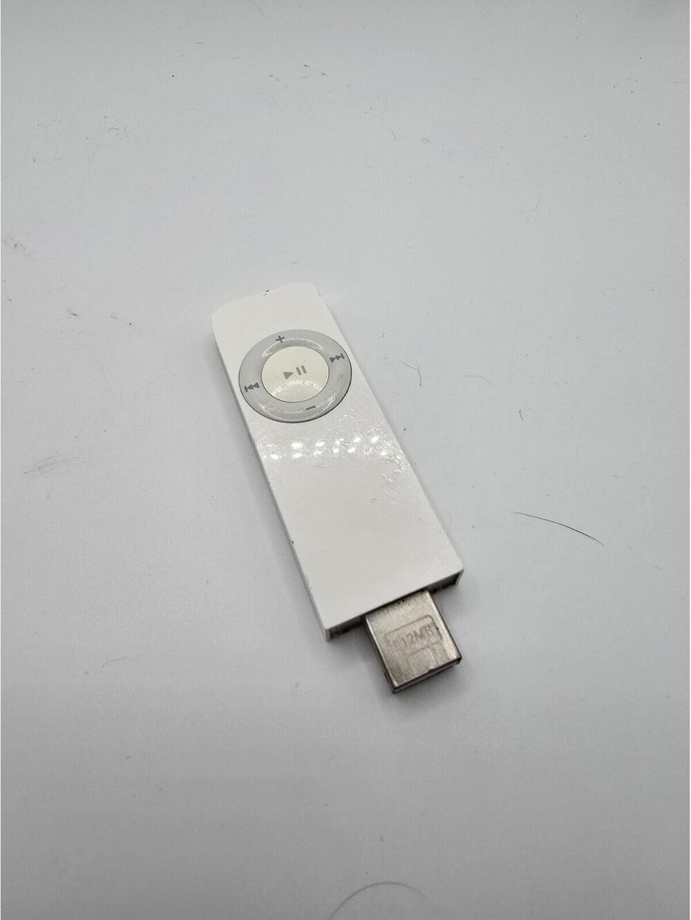 Apple iPod Shuffle 1st Generation 512MB White MP3 Player A1112 Vintage Untested